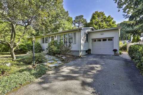 12 Harris Street, Nashua, NH 03060