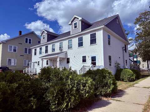 12 Leonard Street, Rochester, NH 03867