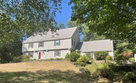 2 Toon Lane, Lee, NH 03861