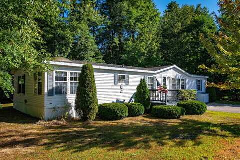 60 Lamplighters Park, Conway, NH 03860