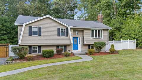 1 Dustin Avenue, Derry, NH 03038