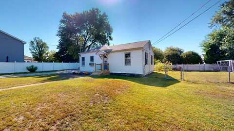 4 Haines Street, Nashua, NH 03060