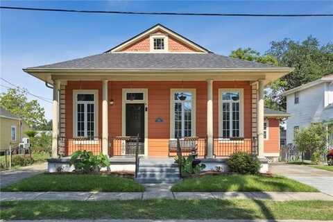 730 ANGELA Street, Arabi, LA 70032