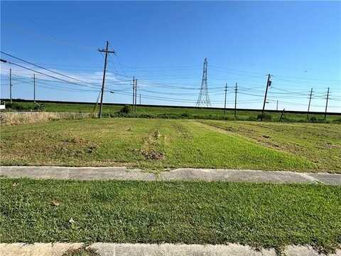 2000 BENJAMIN Street, Arabi, LA 70032