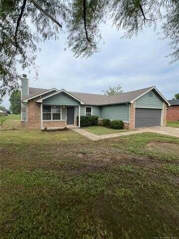 11610 N 191st East Place, Collinsville, OK 74021