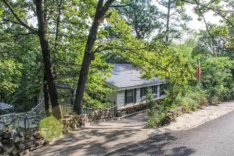 1636 Marian Lane, Eufaula, OK 74432