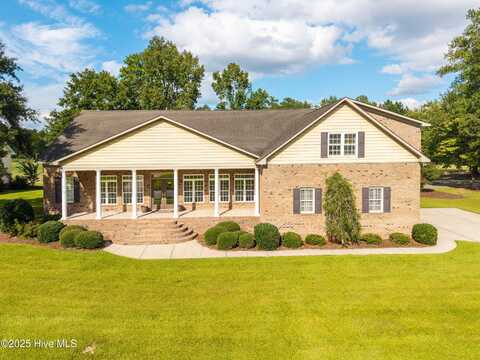 906 Taberna Circle, New Bern, NC 28562