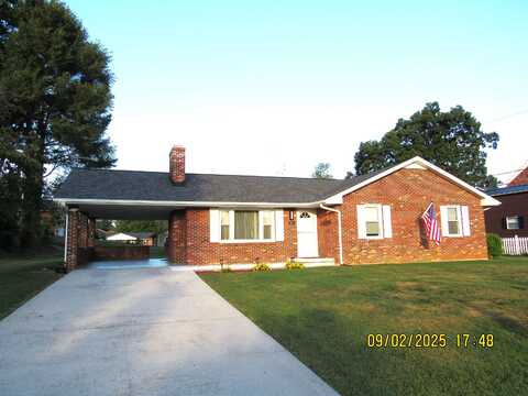 350 HICKORY Drive SW, Christiansburg, VA 24073