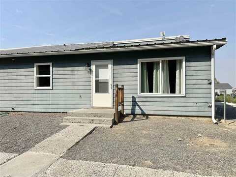 11 Cottontail Ln, Cody, WY 82414