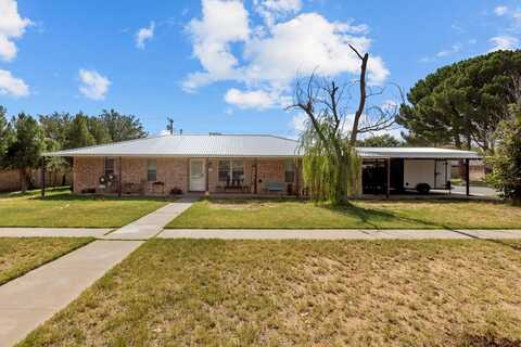 630 N Ave D, Kermit, TX 79745