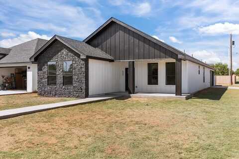 500 SW 4th St, Andrews, TX 79714