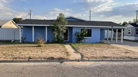 2012 W Washington St, Pecos, TX 79772