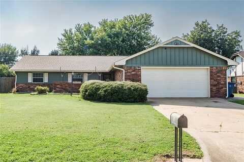 104 Caulder Drive, Chickasha, OK 73018