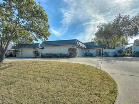 2530 NW 62nd Street, Oklahoma City, OK 73112