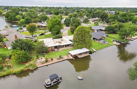 10104 Ski Drive, Oklahoma City, OK 73162