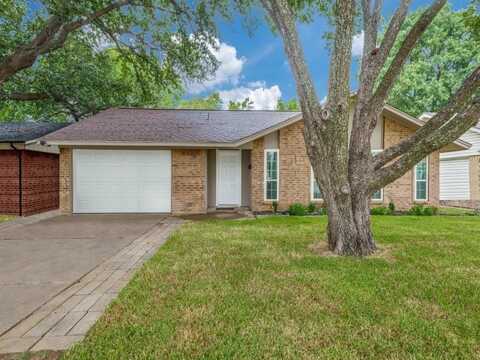 647 Price Drive, Lewisville, TX 75067