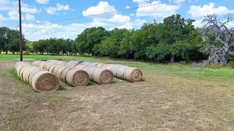 122 Private Road 2164, Iredell, TX 76649