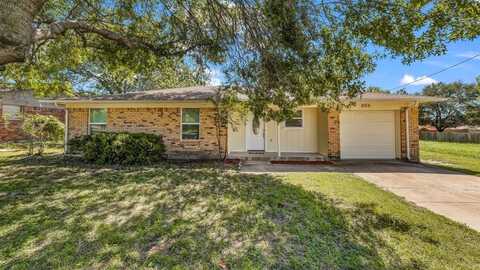 205 James Street, Aledo, TX 76008