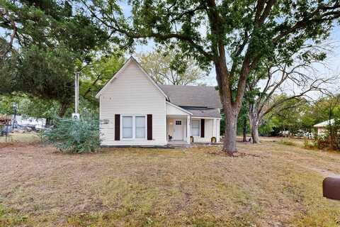 315 E Maple Street, Whitewright, TX 75491