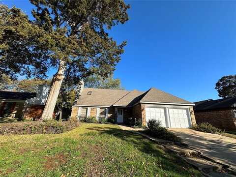 307 Harrington Lane, Euless, TX 76039