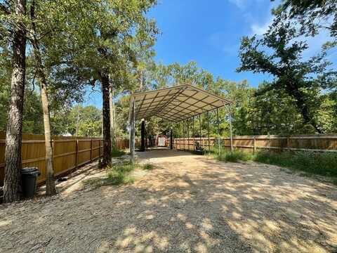 552 Alta Vista Drive, Livingston, TX 77351
