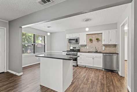 1530 Lime Leaf Lane, Duncanville, TX 75137