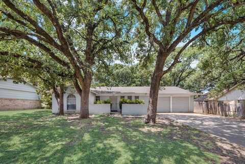 6500 Melinda Drive, Forest Hill, TX 76119