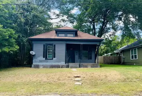 1037 Cedar Street, Paris, TX 75460