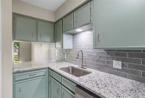 4314 Overlook Court, De Cordova, TX 76049