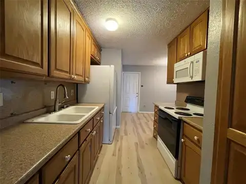 512 Meadow Street, Saginaw, TX 76179