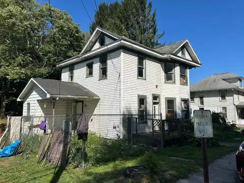 164 East Street, Masontown, WV 26542