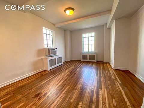 5 Tudor City Place, New York, NY 10017