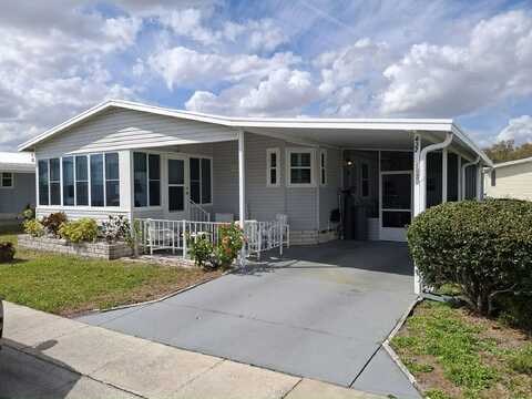 5939 Benz Pl, Zephyrhills, FL 33540
