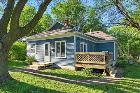 305 Rankin Ct, Shenandoah, IA 51601