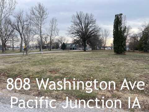 808 Washington Ave, Pacific Junction, IA 51561