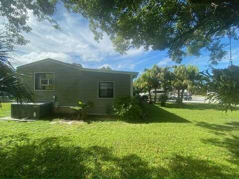 1543 CURLESS AVE., Apopka, FL 32712