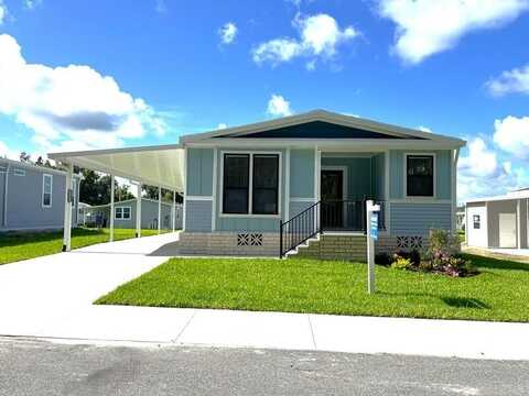 5656 Woodford St, Brooksville, FL 34601