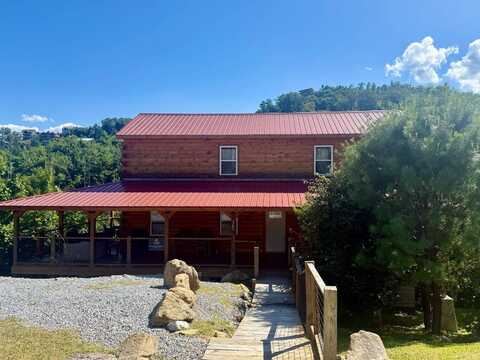 567 Edgewood Drive, Gatlinburg, TN 37738