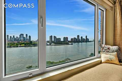 455 East 51st Street, New York, NY 10022