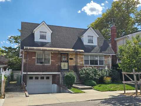 148-10 Kalmia Ave, Flushing, NY 11355
