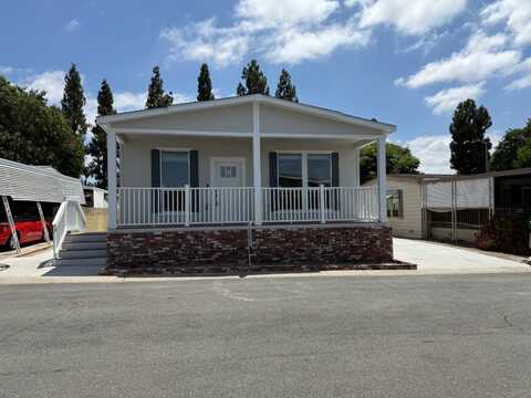 5215 E Chapman, Orange, CA 92867