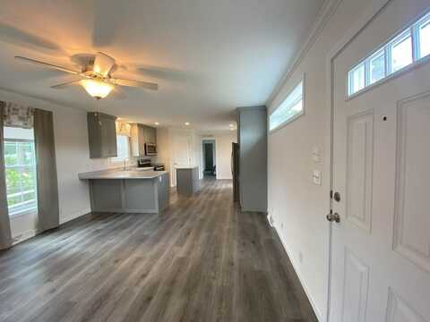 6 Squirrel Court, Whiting, NJ 08759