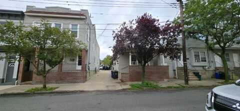 208-212 Saint Mary's Avenue, Staten Island, NY 10305