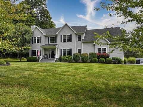 6 Royal Vista Dr, Goshen, NY 10924