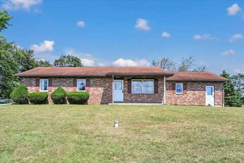 3 Airport Rd, Bethel, PA 19507