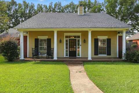 213 Cambridge Dr, Madison, MS 39110