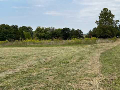 9779 S 375, Huntingburg, IN 47541