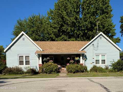 1303 Walnut Street, Lamar, MO 64759