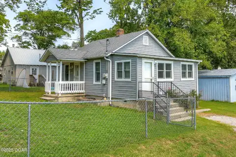 1105 Wilson Avenue, Neosho, MO 64850