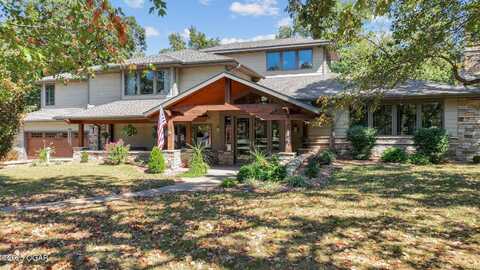 146 Country Club Drive, Nevada, MO 64772